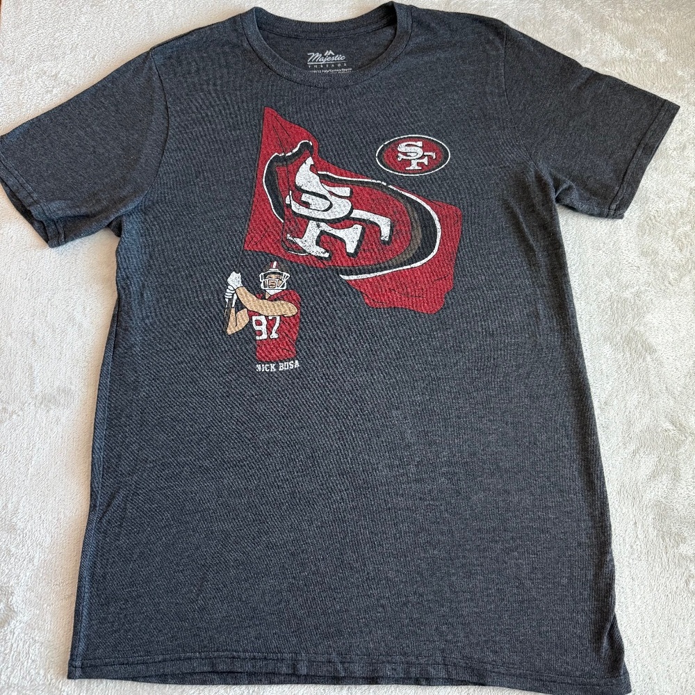 Majestic Threads San Francisco 49ers Nick Bosa Flag Mens Graphic T-Shirt XL